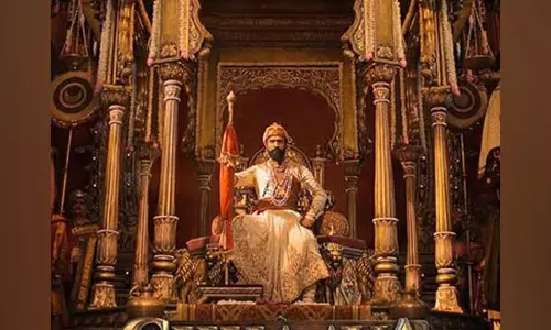 Vicky Kaushal की छावा ने बॉक्स ऑफिस पर 100 करोड़ रुपये का आंकड़ा पार किया Vicky Kaushal की छावा ने बॉक्स ऑफिस पर 100 करोड़ रुपये का आंकड़ा पार किया
