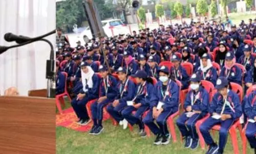 सकीना ने ‘वतन को जानो’ के तहत 250 EWS छात्रों को सांस्कृतिक दौरे के लिए हरी झंडी दिखाई