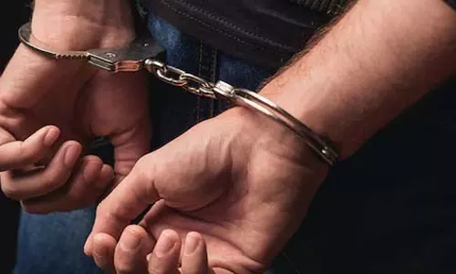 Jammu: 16 गोवंशीय पशुओं को बचाया गया, तस्कर गिरफ्तार Jammu: 16 गोवंशीय पशुओं को बचाया गया, तस्कर गिरफ्तार