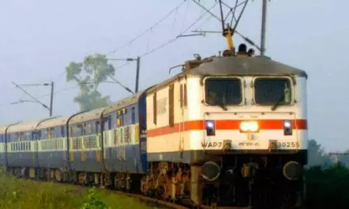 यातायात अवरोधों के कारण Secunderabad से कुछ रूटों पर ट्रेनें रद्द