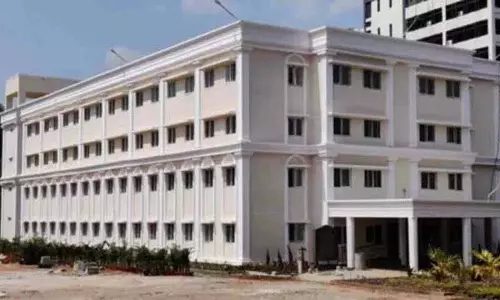 Hyderabad: पुलिस ने सुरक्षा उपायों पर महिला छात्रावास मालिकों के साथ बैठक की