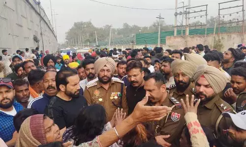 Amritsar: गोली लगने से घायल युवक की मौत