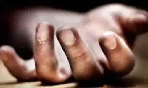 Suicide: महिला ने अपने 2 बच्चों को दिया जहर, फिर कर ली आत्महत्या