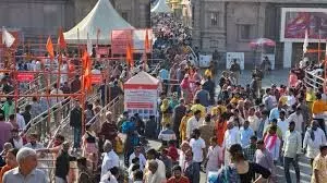Kashi: भक्तों और चढ़ावे का रिकॉर्ड तोड़ सैलाब Kashi: भक्तों और चढ़ावे का रिकॉर्ड तोड़ सैलाब