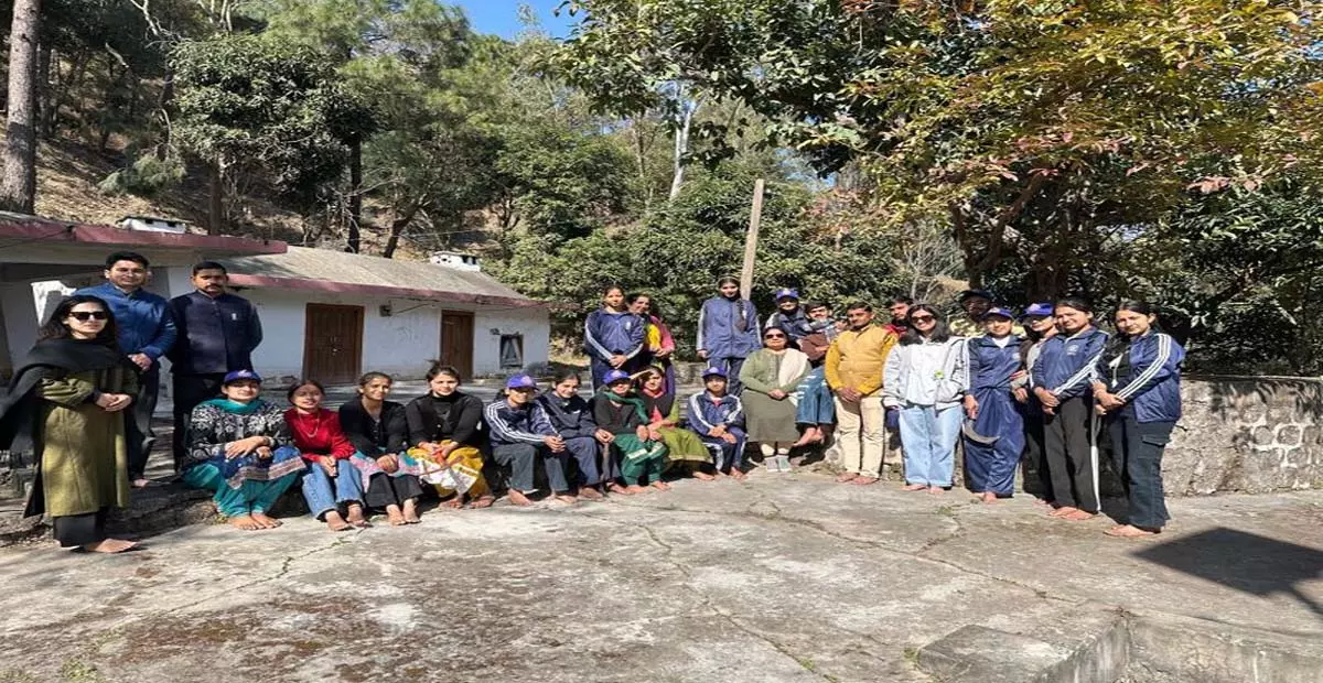Himachal: जयनगर कॉलेज में एनएसएस शिविर का समापन Himachal: जयनगर कॉलेज में एनएसएस शिविर का समापन