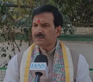 अमेरिका में ट्रंप सरकार आने के बाद भारत को नुकसान हो रहा, पीएम मोदी इसपर कुछ बोलें : मृत्युंजय तिवारी अमेरिका में ट्रंप सरकार आने के बाद भारत को नुकसान हो रहा, पीएम मोदी इसपर कुछ बोलें : मृत्युंजय तिवारी