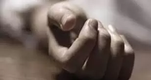 Gonda: ट्रेन से गिरकर फार्मेसी छात्र की मौत हुई Gonda: ट्रेन से गिरकर फार्मेसी छात्र की मौत हुई