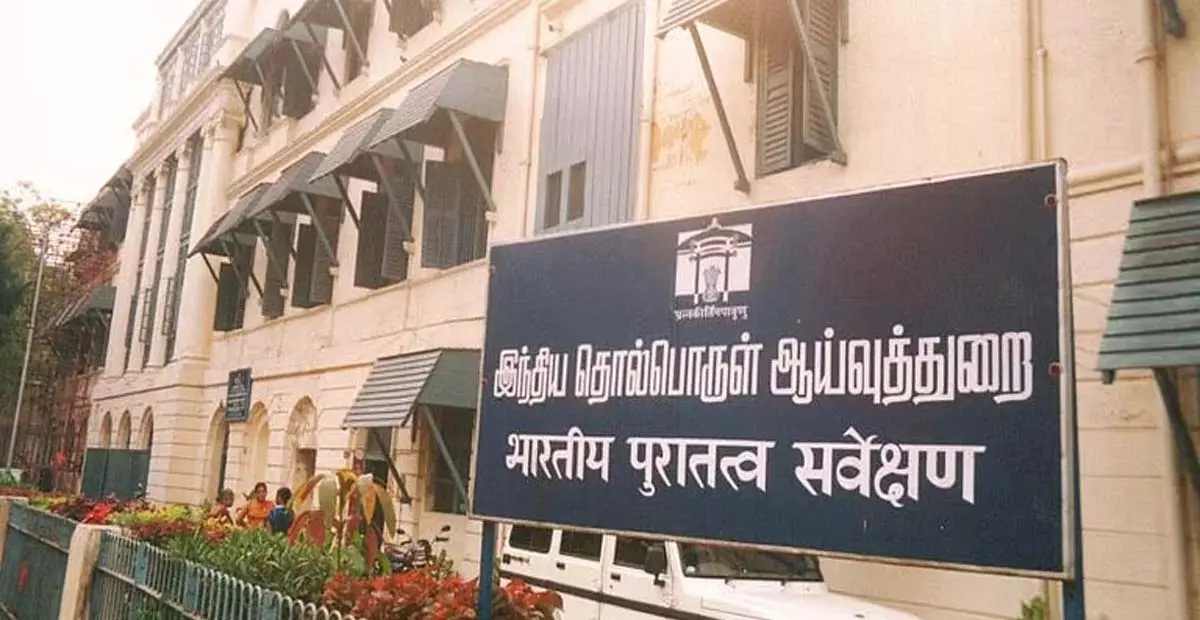 Tamil Nadu: तमिलनाडु में पुरातत्व विभाग में रिक्तियों के कारण खुदाई कार्य प्रभावित Tamil Nadu: तमिलनाडु में पुरातत्व विभाग में रिक्तियों के कारण खुदाई कार्य प्रभावित