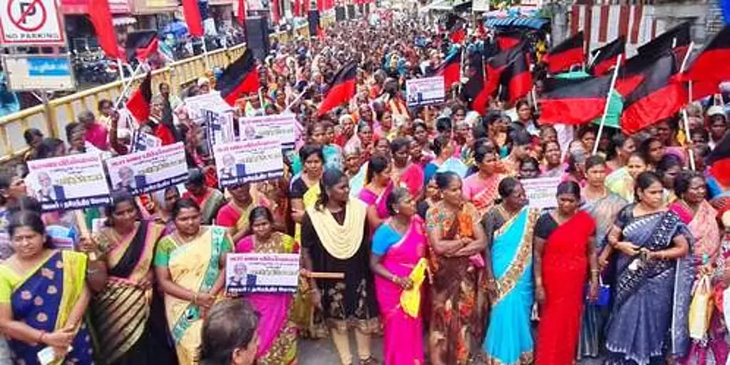 DMK टीम आज केंद्र सरकार की निंदा करते हुए प्रदर्शन करेगी DMK टीम आज केंद्र सरकार की निंदा करते हुए प्रदर्शन करेगी