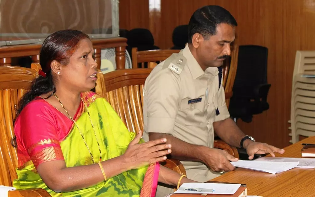 अध्यादेश को सख्ती से लागू करने के लिए कार्रवाई की जाएगी: DC Janaki अध्यादेश को सख्ती से लागू करने के लिए कार्रवाई की जाएगी: DC Janaki