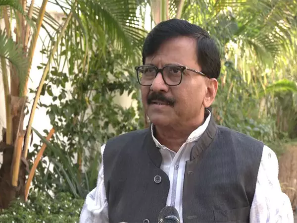Sanjay Raut ने आरोप लगाया, सच छिपाने की कोशिश की जा रही है, भगदड़ की घटनाओं पर सरकार पर सवाल उठाए Sanjay Raut ने आरोप लगाया, सच छिपाने की कोशिश की जा रही है, भगदड़ की घटनाओं पर सरकार पर सवाल उठाए