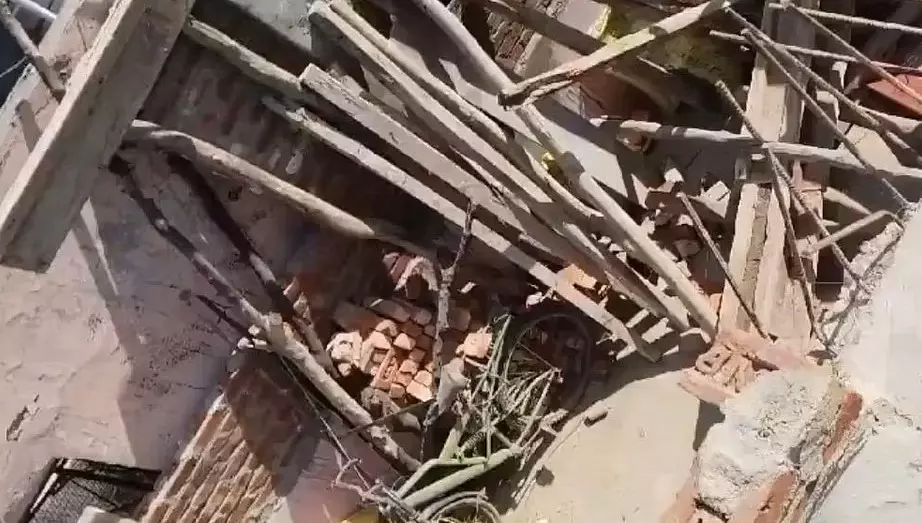 Ghaziabad: प्रशासन ने अवैध मदरसे को किया ध्वस्त Ghaziabad: प्रशासन ने अवैध मदरसे को किया ध्वस्त
