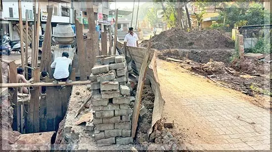 स्मार्ट सिटी परियोजना जांच के दायरे में: MP तनावड़े की टिप्पणी से स्थानीय लोगों में विवाद स्मार्ट सिटी परियोजना जांच के दायरे में: MP तनावड़े की टिप्पणी से स्थानीय लोगों में विवाद