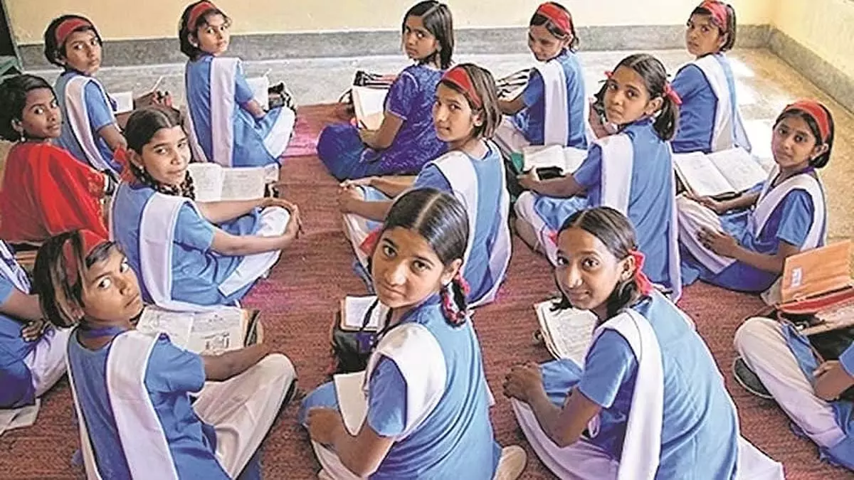Maharashtra सरकार ने अल्पसंख्यक लड़कियों के लिए छात्रावास प्रवेश का विस्तार किया Maharashtra सरकार ने अल्पसंख्यक लड़कियों के लिए छात्रावास प्रवेश का विस्तार किया