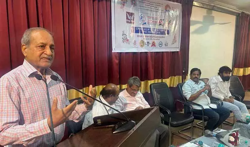 GNITS में ‘पहले प्रयास में सिविल सेवा परीक्षा कैसे पास करें’ विषय पर सेमिनार आयोजित GNITS में ‘पहले प्रयास में सिविल सेवा परीक्षा कैसे पास करें’ विषय पर सेमिनार आयोजित