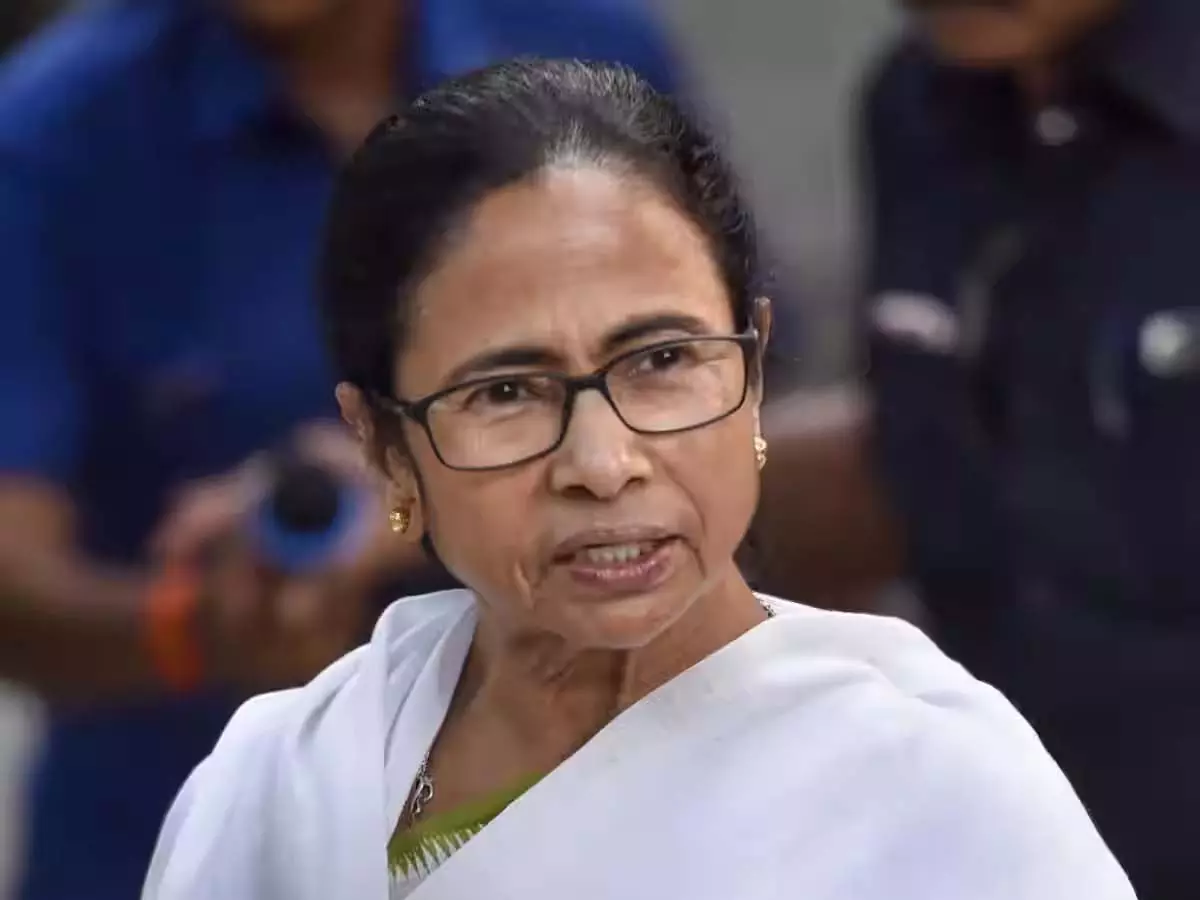 BIG BREAKING: ममता बनर्जी ने महाकुंभ को लेकर दिया विवादित बयान BIG BREAKING: ममता बनर्जी ने महाकुंभ को लेकर दिया विवादित बयान
