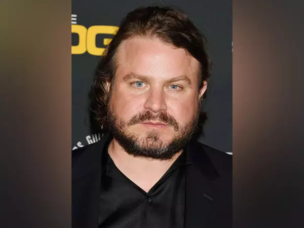 Brady Corbet ने खुलासा किया कि उन्होंने द ब्रूटलिस्ट से शून्य पैसा कमाया Brady Corbet ने खुलासा किया कि उन्होंने द ब्रूटलिस्ट से शून्य पैसा कमाया