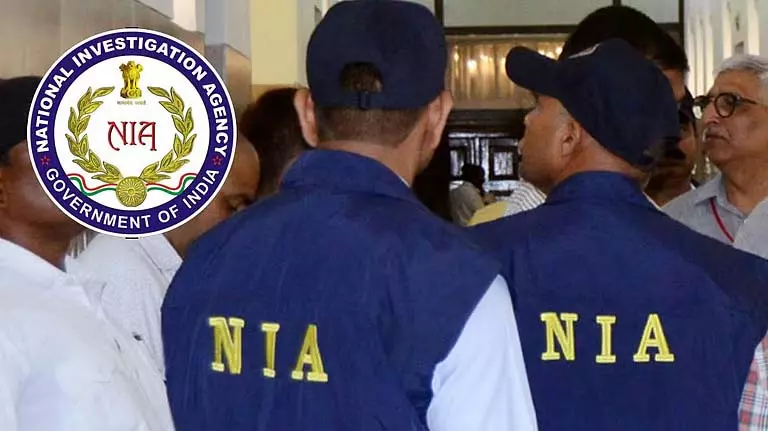 NIA ने कदंबा नौसेना बेस पर महत्वपूर्ण जानकारी लीक करने के आरोप में दो लोगों को गिरफ्तार किया NIA ने कदंबा नौसेना बेस पर महत्वपूर्ण जानकारी लीक करने के आरोप में दो लोगों को गिरफ्तार किया