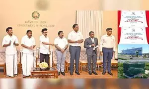 Stalin ने तिरुचि और मदुरै में 717 करोड़ रुपये की लागत से बनने वाले टाइडेल पार्कों की आधारशिला रखी Stalin ने तिरुचि और मदुरै में 717 करोड़ रुपये की लागत से बनने वाले टाइडेल पार्कों की आधारशिला रखी