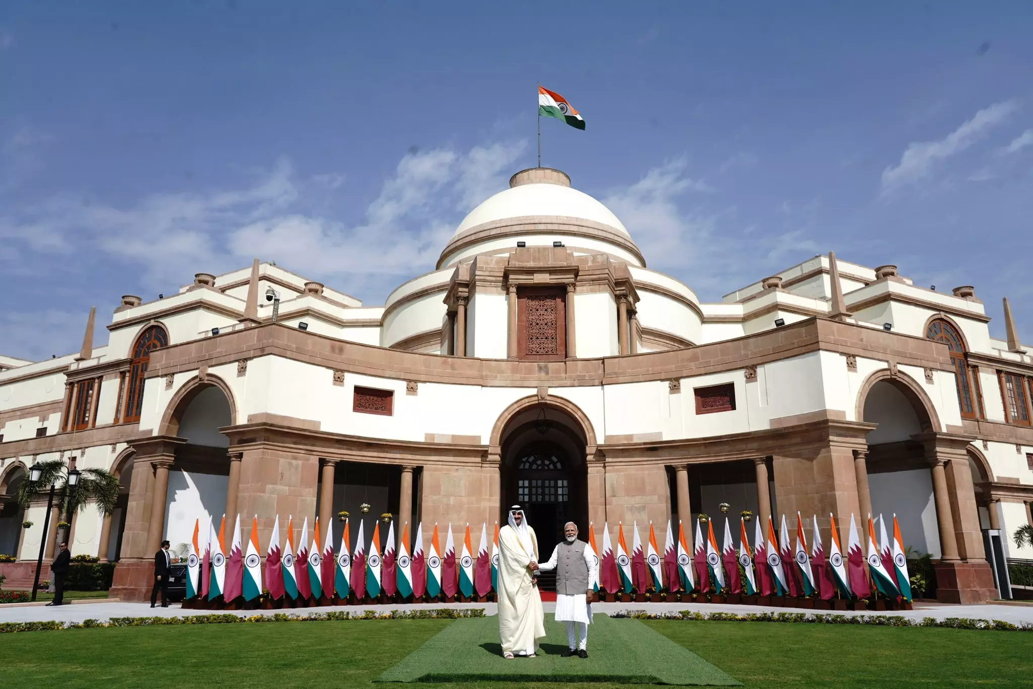 रणनीतिक साझेदारी में बदले भारत-कतर संबंध, दोनों पक्षों के बीच अहम समझौता रणनीतिक साझेदारी में बदले भारत-कतर संबंध, दोनों पक्षों के बीच अहम समझौता