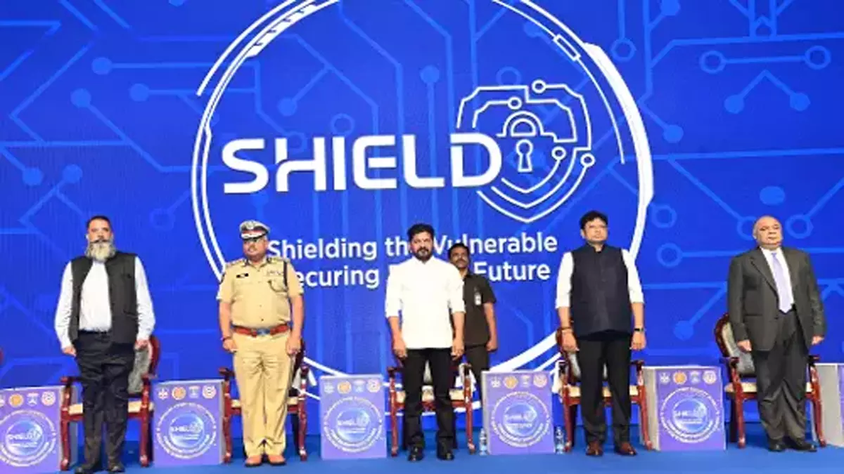 Telangana को साइबर सुरक्षा में भारत में नंबर एक बनाएं- रेवंत रेड्डी Telangana को साइबर सुरक्षा में भारत में नंबर एक बनाएं- रेवंत रेड्डी