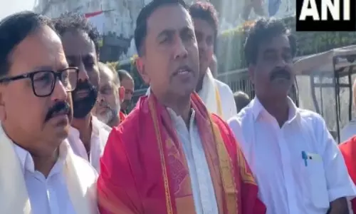 Goa CM ने वेंकटेश्वर मंदिर में पूजा-अर्चना की