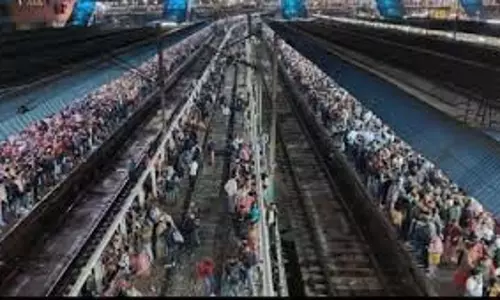 दिल्ली रेलवे स्टेशन पर सुरक्षा व्यवस्था बढ़ाई गई