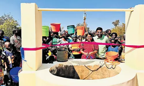 Kerala: स्कूल से कुओं तक, मलयाली दम्पति मलावी ग्रामीणों की प्यास बुझा रहे Kerala: स्कूल से कुओं तक, मलयाली दम्पति मलावी ग्रामीणों की प्यास बुझा रहे