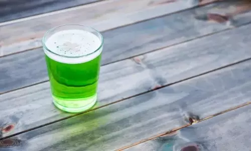 foods drinks:  स्वस्थ त्वचा के लिए अपने ग्रीष्मकालीन आहार में शामिल करें ये खाद्य पदार्थ और पेय