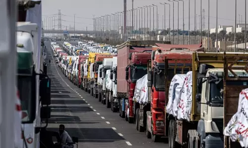 Egypt : 290 मानवीय सहायता ट्रक गाजा पट्टी में प्रवेश कर गए Egypt : 290 मानवीय सहायता ट्रक गाजा पट्टी में प्रवेश कर गए