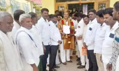 Telangana: 11 केवी सबस्टेशन के लिए किसानों ने विधायक का आभार जताया