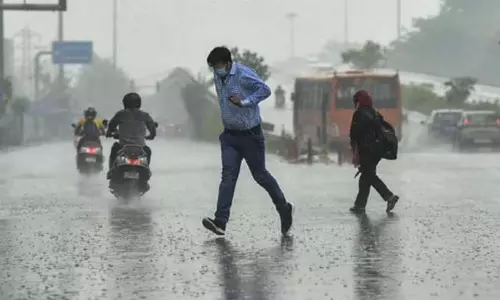 Punjab में तेज हवाओं और बारिश की चेतावनी जारी Punjab में तेज हवाओं और बारिश की चेतावनी जारी
