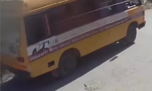 Punjab: दर्दनाक हादसा, स्कूल बस की चपेट में आया छात्र