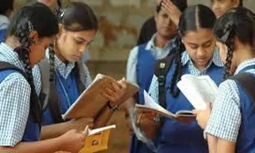 कक्षा 10वीं वार्षिक परीक्षा:  DSEK ने श्रीनगर में परीक्षा केंद्रों में सुविधाओं का निरीक्षण किया