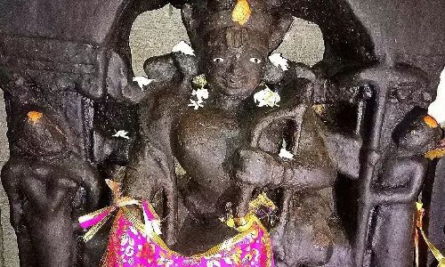 SKL गांव में राजा के राज्याभिषेक की वर्षगांठ मनाई गई