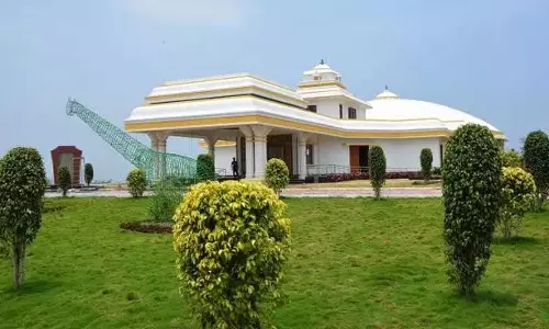 AP: पर्यटकों की संख्या में कमी से तेलुगु सांस्कृतिक संग्रहालय प्रभावित AP: पर्यटकों की संख्या में कमी से तेलुगु सांस्कृतिक संग्रहालय प्रभावित