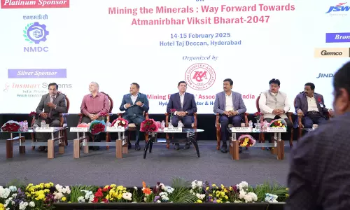 Telangana: खनन इंजीनियरों का सम्मेलन संपन्न, उद्योग जगत की प्रमुख चिंताओं पर जोर Telangana: खनन इंजीनियरों का सम्मेलन संपन्न, उद्योग जगत की प्रमुख चिंताओं पर जोर