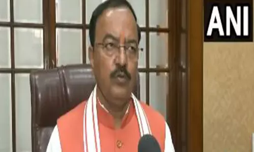 UP उपमुख्यमंत्री ने कहा- सपा एक जिम्मेदार राजनीतिक दल से कम और अराजकता फैलाने वाली पार्टी है