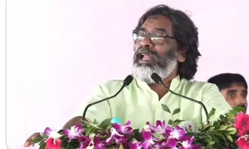 Maiya Samman Yojana: 2 माह से नहीं मिला, आज हो सकता है भुगतान पर निर्णय Maiya Samman Yojana: 2 माह से नहीं मिला, आज हो सकता है भुगतान पर निर्णय
