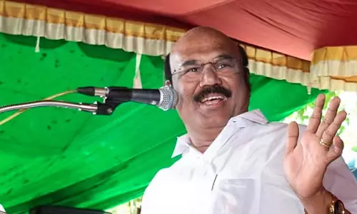 ओपीएस एक मच्छर है: Former minister Jayakumar