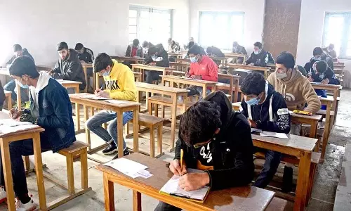 Jammu: परीक्षा ड्यूटी में लगे निजी स्कूल शिक्षकों की संख्या शून्य, पर्याप्त स्टाफ भी नहीं