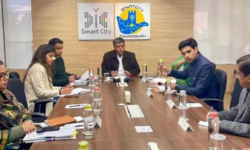 MP Tiwari ने स्मार्ट मिशन परियोजनाओं को निर्बाध रूप से सौंपने पर जोर दिया