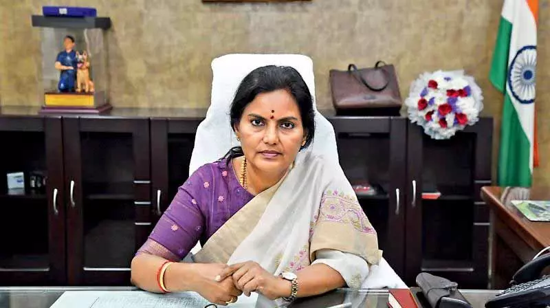 Telangana: पानी की चोरी रोकने के लिए नहरों पर पुलिस गश्त की मांग की Telangana: पानी की चोरी रोकने के लिए नहरों पर पुलिस गश्त की मांग की
