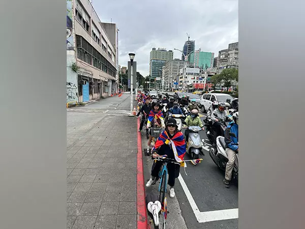 Taipei में कार्यकर्ताओं ने तिब्बती स्वतंत्रता के लिए रैली निकाली Taipei में कार्यकर्ताओं ने तिब्बती स्वतंत्रता के लिए रैली निकाली
