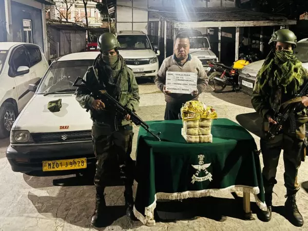 Assam राइफल्स और पुलिस ने चम्फाई में 71.15 करोड़ रुपये की ड्रग्स जब्त की, एक गिरफ्तार Assam राइफल्स और पुलिस ने चम्फाई में 71.15 करोड़ रुपये की ड्रग्स जब्त की, एक गिरफ्तार