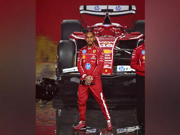 Formula 1 ने ओ2 में 75वीं वर्षगांठ का शानदार जश्न मनाया और 2025 सीज़न की शुरुआत की Formula 1 ने ओ2 में 75वीं वर्षगांठ का शानदार जश्न मनाया और 2025 सीज़न की शुरुआत की