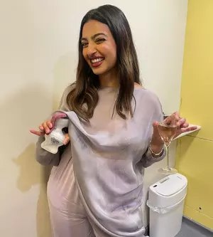 ब्रेस्ट पंप फोटो से विवाद खड़ा करने के बाद Radhika Apte ने शेयर की पहली पोस्ट ब्रेस्ट पंप फोटो से विवाद खड़ा करने के बाद Radhika Apte ने शेयर की पहली पोस्ट