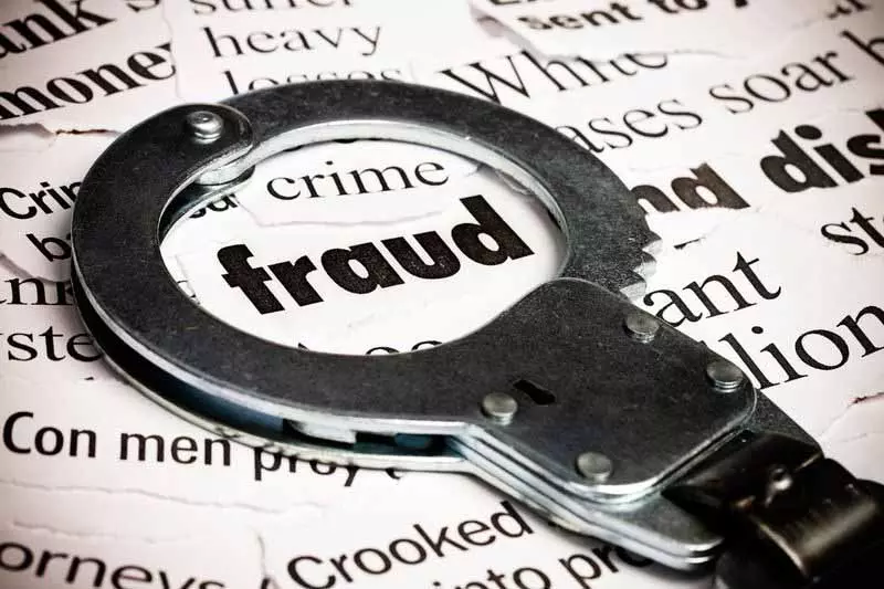 फर्जी आयकर अधिकारी ने Jalandhar के व्यक्ति से 3 लाख रुपये ठगे फर्जी आयकर अधिकारी ने Jalandhar के व्यक्ति से 3 लाख रुपये ठगे