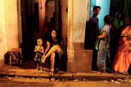 Bareilly: प्रेमनगर में नौकरी के नाम पर युवतियों को वेश्यावृत्ति में धकेलने का मामला सामने आया Bareilly: प्रेमनगर में नौकरी के नाम पर युवतियों को वेश्यावृत्ति में धकेलने का मामला सामने आया
