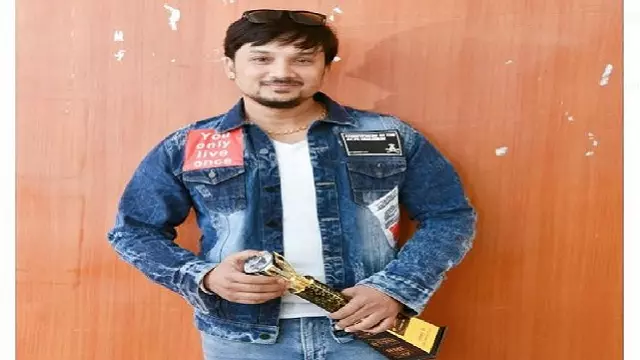 Ollywood अभिनेता सोहन सिंह दिल का दौरा पड़ने के बाद अस्पताल में भर्ती Ollywood अभिनेता सोहन सिंह दिल का दौरा पड़ने के बाद अस्पताल में भर्ती